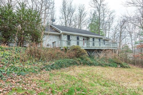 2 Woodburn Ct, Swannanoa, NC, 28778-2254 | Card Image