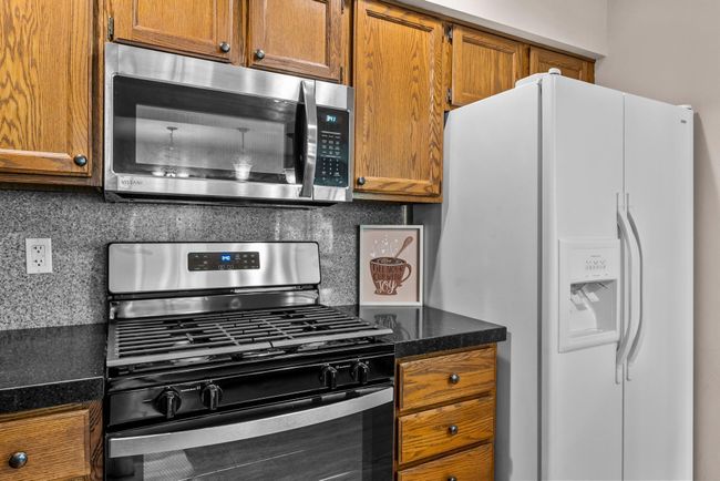 4252 Thornhill Ln, Townhouse with 3 bedrooms, 2 bathrooms and null parking in Vadnais Heights MN | Image 36