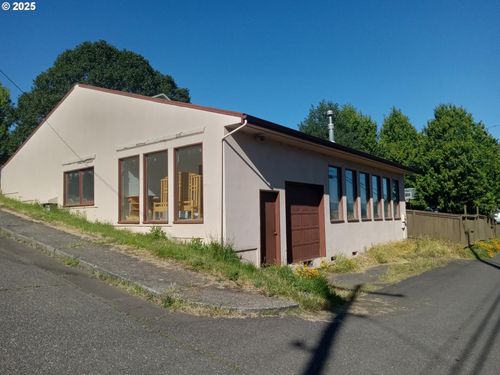 315 E Jewett Blvd, White Salmon, WA, 98672-3001 | Card Image