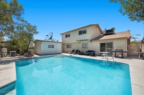 3618 Redwood St, Las Vegas, NV, 89103-1054 | Card Image