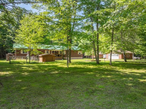 5717 Polar Bear Ln, Eagle River, WI, 54521-9661 | Card Image