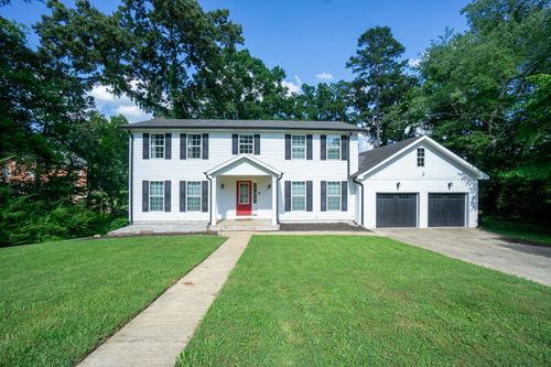 8706 Reba Ln, Hixson, TN, 37343-2329 | Card Image