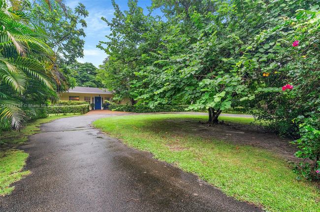 13101 Sw 82 Nd Ave, House other with 4 bedrooms, 2 bathrooms and null parking in Pinecrest FL | Image 38