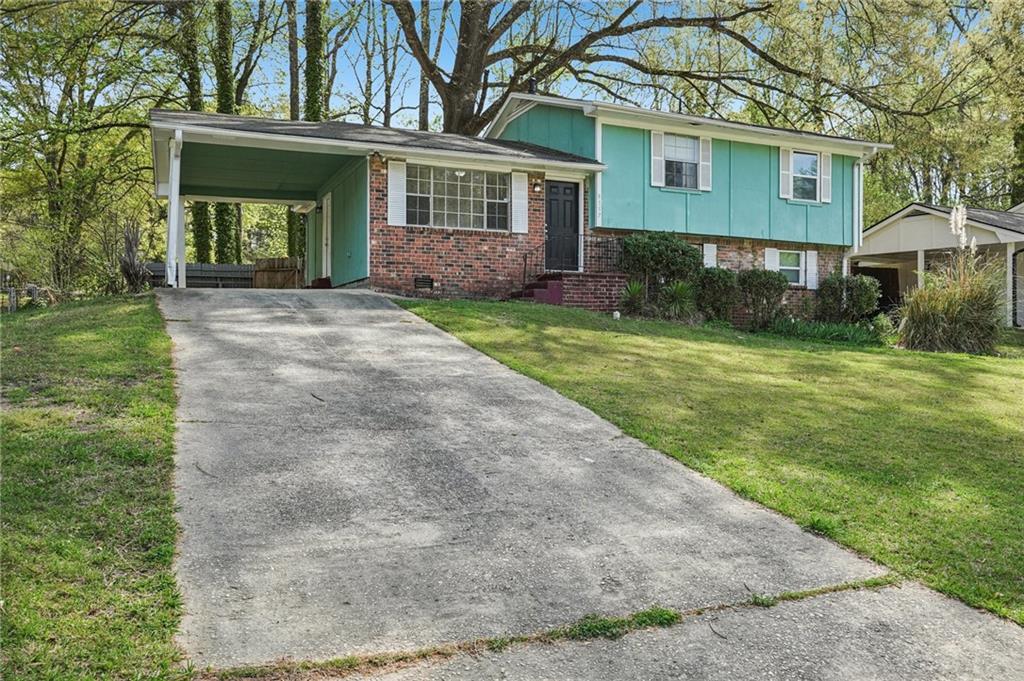 Residential in Riverdale