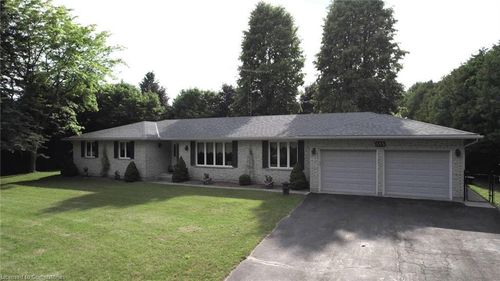 653 Old 24 Highway, Waterford, ON, N0E1Y0 | Card Image