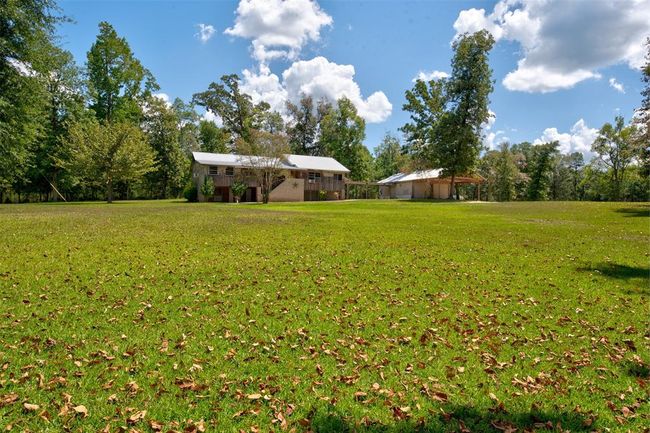 567 S Caney Loop, Home with 4 bedrooms, 2 bathrooms and 2 parking in Chester TX | Image 7
