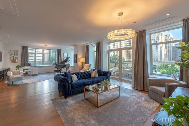 15AA - 118 E Erie St, Condo with 2 bedrooms, 3 bathrooms and 1 parking in Chicago IL | Image 6
