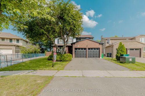 6101 Edenwood Dr, Mississauga, ON, L5N2Y6 | Card Image