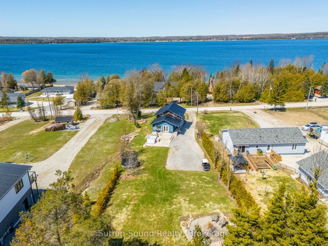 146 Sunset Blvd, House other with 3 bedrooms, 2 bathrooms and 8 parking in Georgian Bluffs ON | Image 32