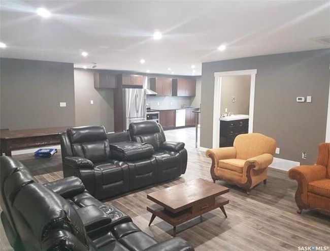 Common living room | Image 8