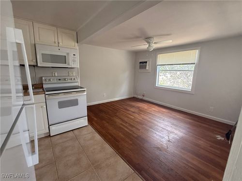 4210 Springs Ln, BONITA SPRINGS, FL, 34134-4047 | Card Image