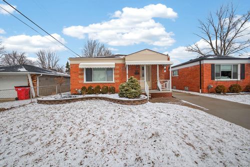 20701 Meier Rd, Saint Clair Shores, MI, 48081-3632 | Card Image