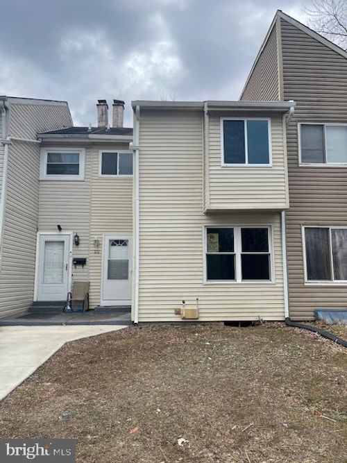 22 Candlewick Ct, NEW CASTLE, DE, 19720-3924 | Card Image