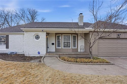 4608 Westridge Rd, Kansas City, MO, 64133-2045 | Card Image