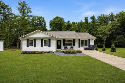 6642 Nix Rd, Dawsonville, GA, 30534-4700 | Card Image