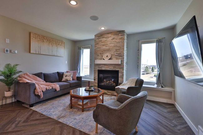 541 Aquitania Blvd W, House other with 6 bedrooms, 4 bathrooms and 4 parking in Lethbridge AB | Image 15