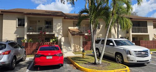 apt-l10-8011 Southgate Blvd, North Lauderdale, FL, 33068-1142 | Card Image