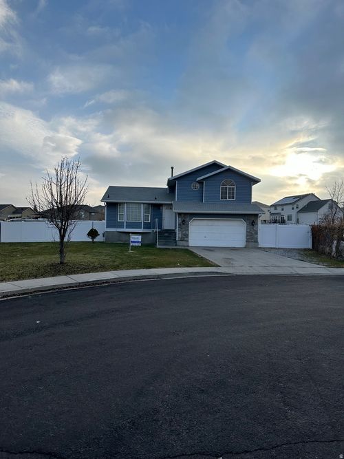 5953 W Cape Cod Dr, West Valley City, UT, 84128-7771 | Card Image