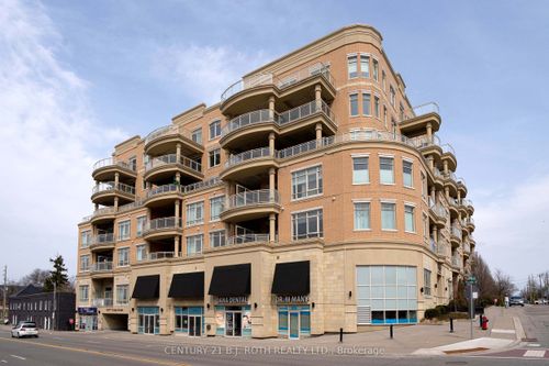 313-15277 Yonge St, Aurora, ON, L4G1Y3 | Card Image