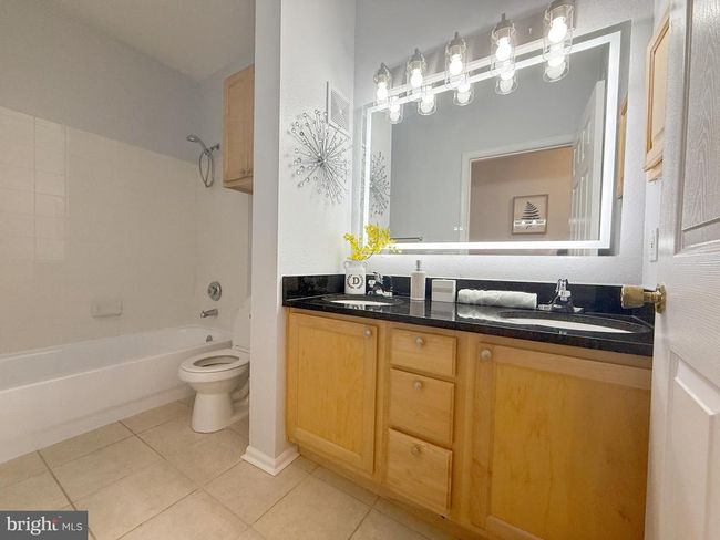 UNIT-9317 - 1530 Spring Gate Dr, Condo with 3 bedrooms, 2 bathrooms and null parking in MCLEAN VA | Image 46