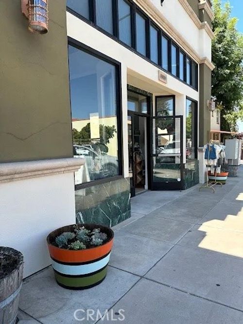 5990 Entrada Ave, Atascadero, CA, 93422-4231 | Card Image