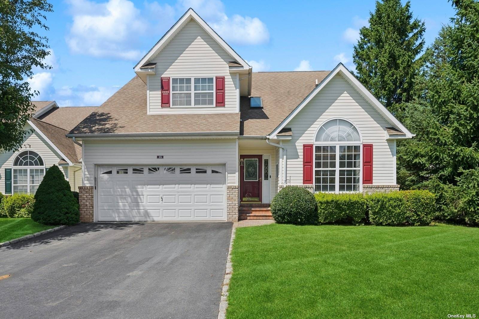 William Ln, Mount Sinai, NY 11766