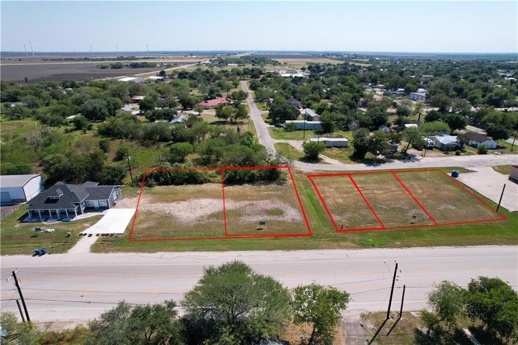 Commercial Sale in Mathis