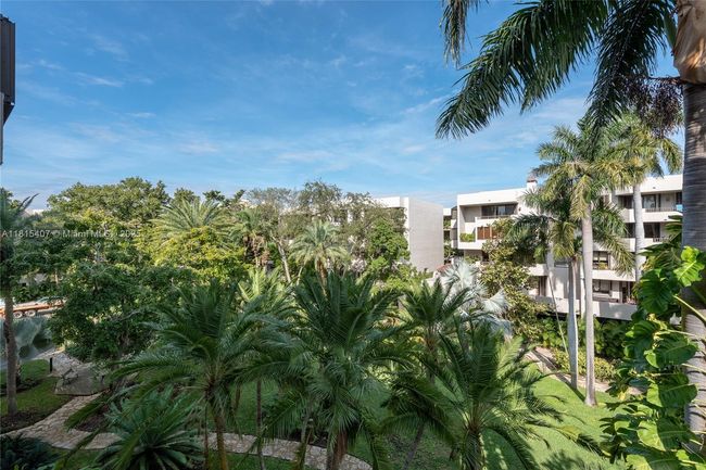 APT-306 - 181 Crandon Blvd, Condo with 3 bedrooms, 2 bathrooms and null parking in Key Biscayne FL | Image 4