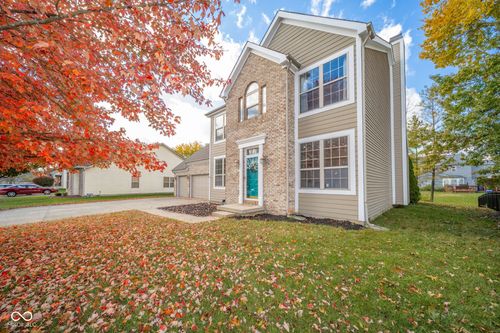 400 Winterwood Dr, Avon, IN, 46123-8603 | Card Image