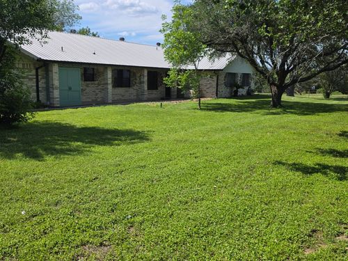 5953 Fm 141, Ledbetter, TX, 78946-7112 | Card Image