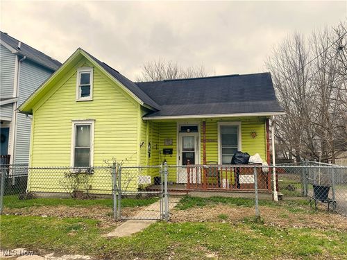 920 16th St, Parkersburg, WV, 26101-4037 | Card Image