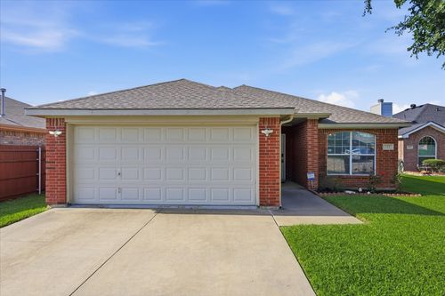 115 Loda Ct, Grand Prairie, TX, 75050-8060 | Card Image