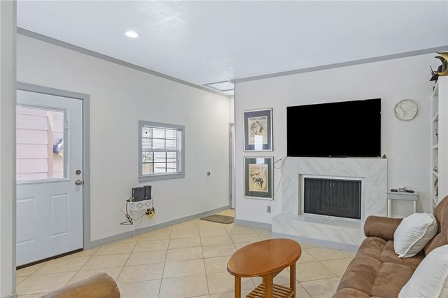 75 S Commonsway Dr, Townhouse with 3 bedrooms, 2 bathrooms and null parking in Portland TX | Image 10