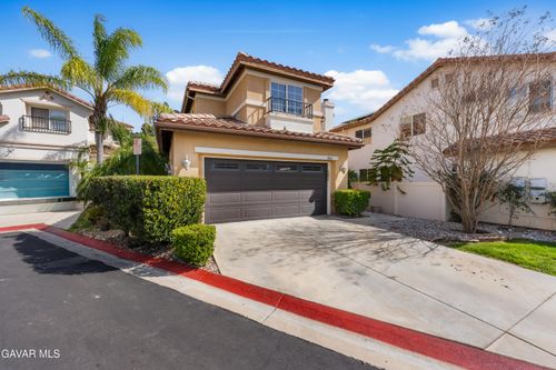 18604 Eos Ln, Canyon Country, CA, 91351-3403 | Card Image