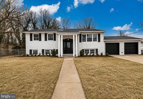 901 Sunset Dr, SOMERDALE, NJ, 08083-2031 | Card Image