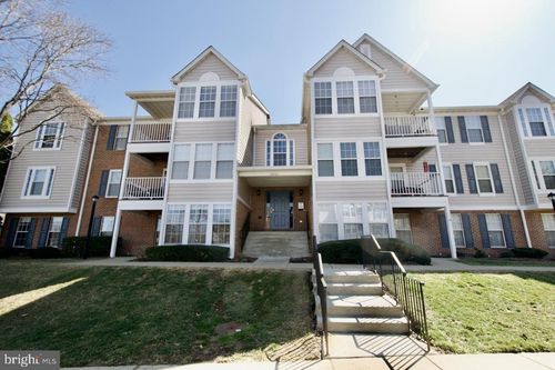 apt-203-3630 Sherbrooke Cir, WOODBRIDGE, VA, 22192-7021 | Card Image