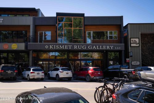 150 E Broadway Ave, Jackson, WY, 83001-8632 | Card Image