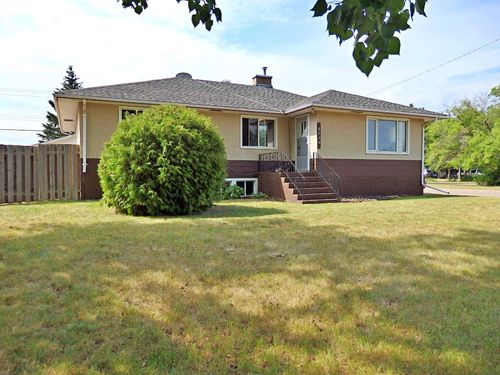 4539 50 Avenue, Vermilion, AB, T9X1R6 | Card Image
