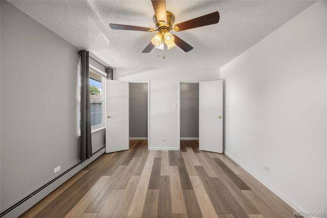 Large walk in closet | Image 8