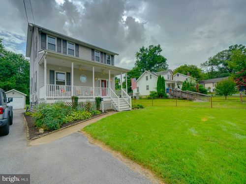 4909 Fox St, COLLEGE PARK, MD, 20740-1812 | Card Image