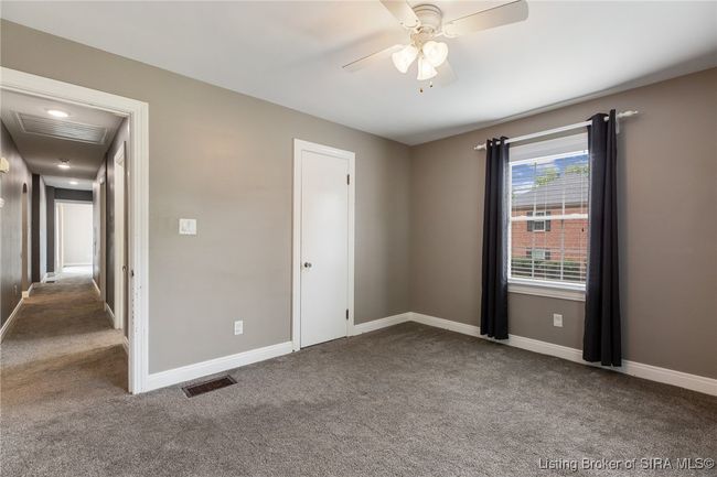 1407 Slate Run Rd, Home with 3 bedrooms, 3 bathrooms and null parking in New Albany IN | Image 40