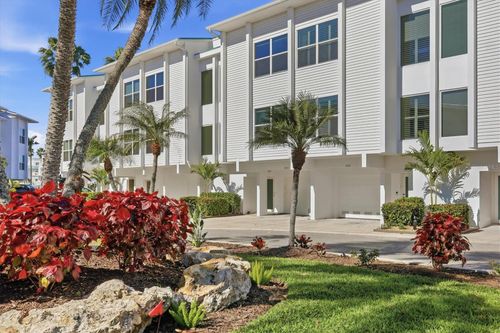 8276 Harborside Cir, ENGLEWOOD, FL, 34224-3507 | Card Image