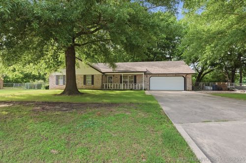 2529 S 28th Place E, Muskogee, OK, 74401 | Card Image