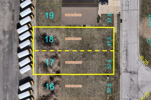3425/3421 Fox Valley Lane, Belleville, IL, 62220 | Card Image