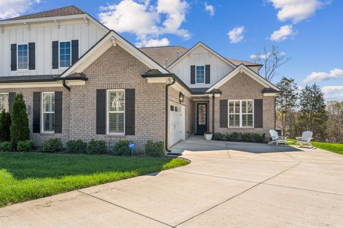 611 Lake Reserve Cv, Hermitage, TN, 37076-1946 | Card Image