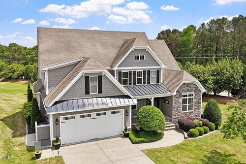 10 Princeton Manor Dr, Youngsville, NC, 27596-7787 | Card Image