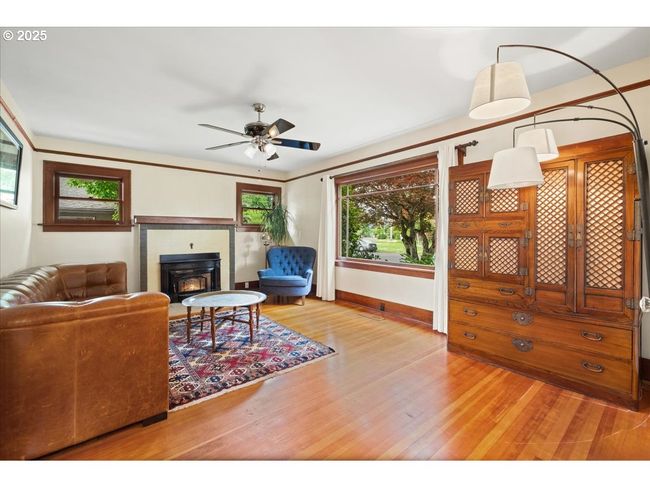 1718 23 Rd Ave, House other with 5 bedrooms, 3 bathrooms and 1 parking in Forest Grove OR | Image 5