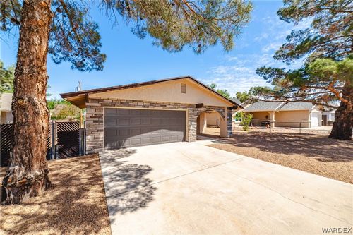 2221 Golden Gate Ave, Kingman, AZ, 86401-4726 | Card Image