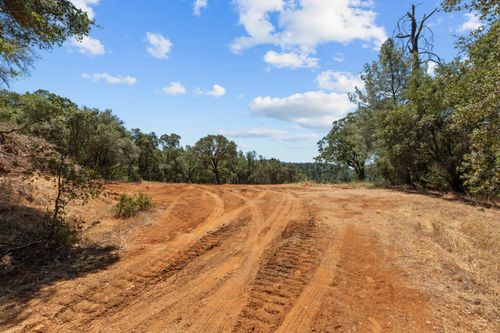 22131 Deer Trail Ct, Auburn, CA, 95602-8528 | Card Image