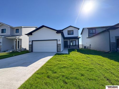 10526 S 76th St, Lincoln, NE, 68516-3738 | Card Image